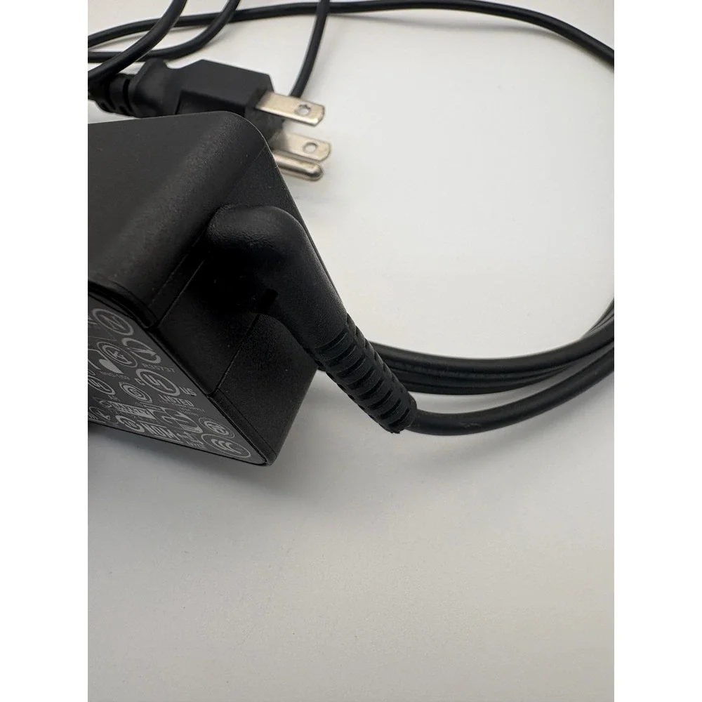 Lenovo 45W AC Adapter ADLX45NCC3A 20V 2.25A Slim Tip Power Supply Charger‎